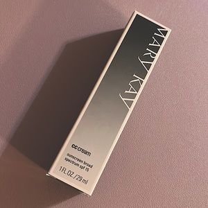 Mary Kay CC Cream Sunscreen Broad Spectrum SPF 15 - Deep